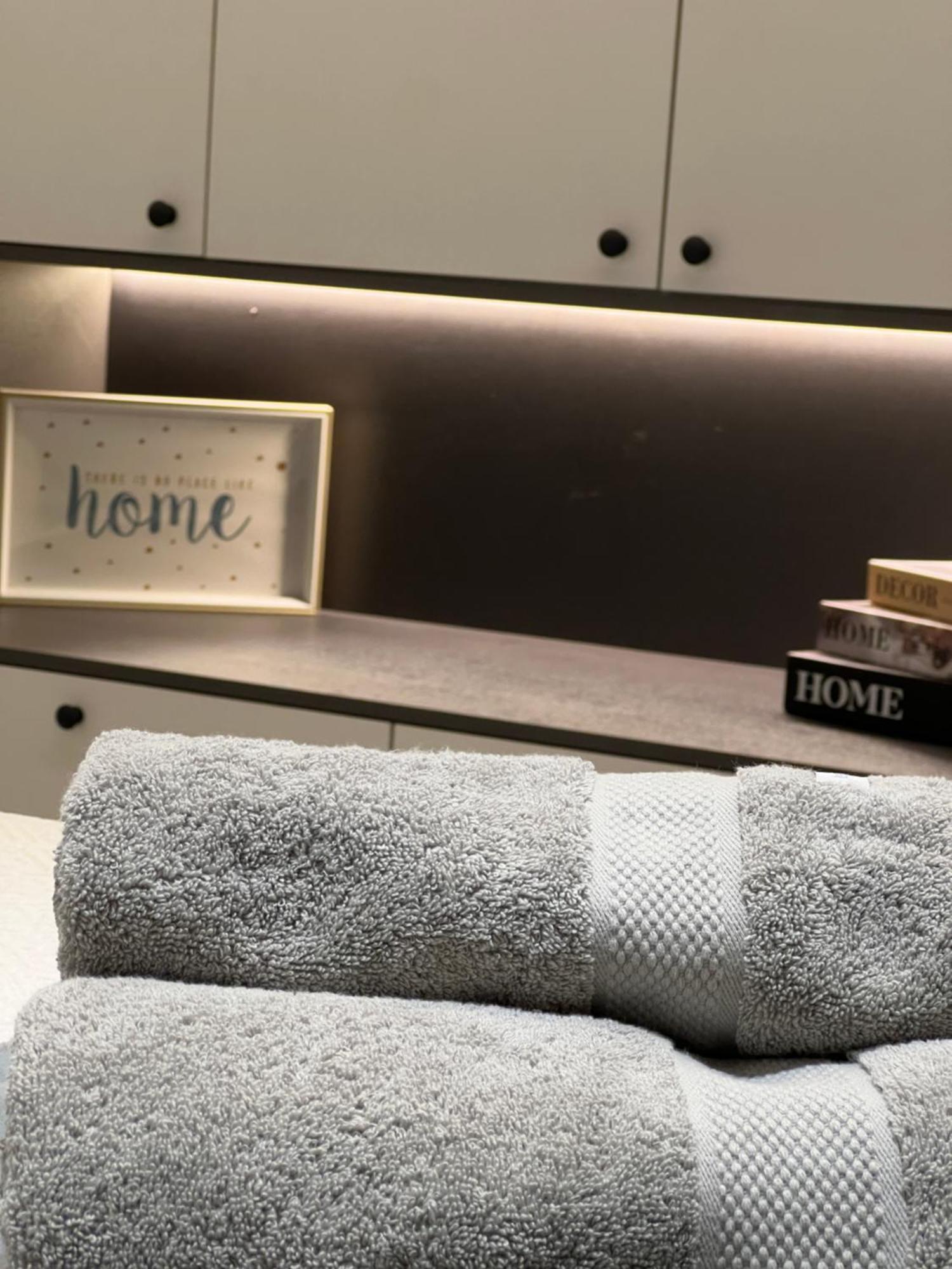 Apartamento Luxuoso A 350m Da De Tambau